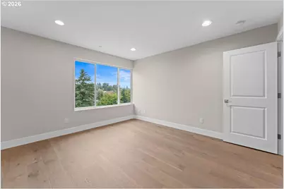 9818 SW 34th Pl, Portland, OR 97219 - Photo 15