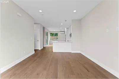 9818 SW 34th Pl, Portland, OR 97219 - Photo 5