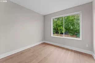 9818 SW 34th Pl, Portland, OR 97219 - Photo 25