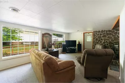 77690 Brock Rd, Oakridge, OR 97463 - Photo 25