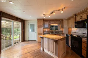 77690 Brock Rd, Oakridge, OR 97463 - Photo 23