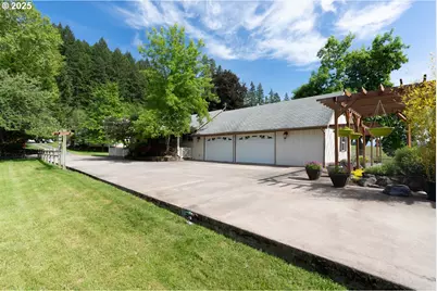 77690 Brock Rd, Oakridge, OR 97463 - Photo 21
