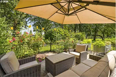 9625 SW Brentwood Pl, Portland, OR 97224 - Photo 31
