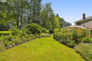 9625 SW Brentwood Pl, Portland, OR 97224 - Photo 35