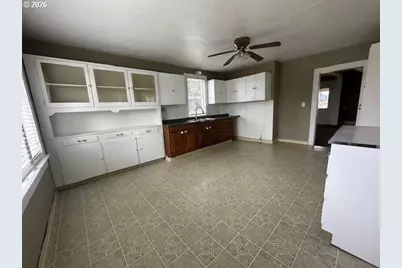 1745 Winston Rd, Hood River, OR 97031 - Photo 7