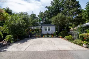 1600 Rhododendron Dr, Florence, OR 97439 - Photo 1