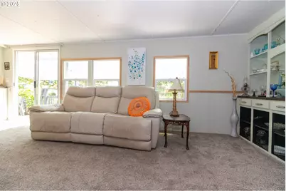 1600 Rhododendron Dr #155, Florence, OR 97439 - Photo 7