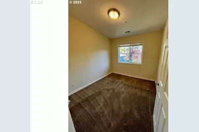 10478 NW Forestview Way, Portland, OR 97229 - Photo 21