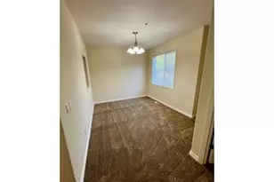 10478 NW Forestview Way, Portland, OR 97229 - Photo 11