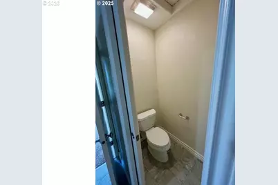 10478 NW Forestview Way, Portland, OR 97229 - Photo 19