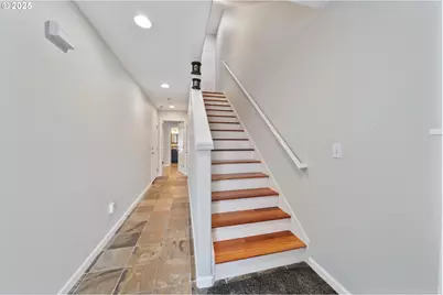 2619 SE 109th Ave, Portland, OR 97266 - Photo 5