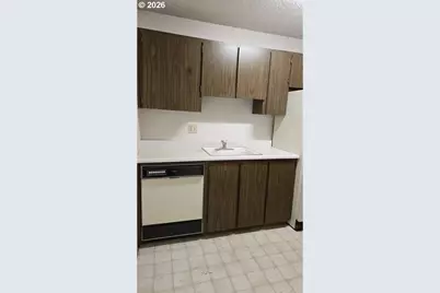 2704 SE 138th Ave #23, Portland, OR 97236 - Photo 5