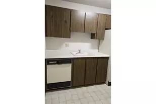 2704 SE 138th Ave, Portland, OR 97236 - Photo 5