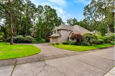 1328 Spyglass Dr, Eugene, OR 97401 - Photo 3