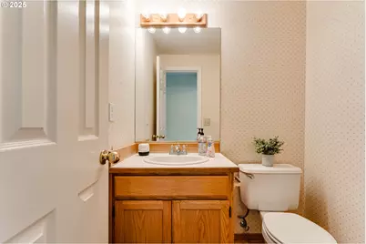 1328 Spyglass Dr, Eugene, OR 97401 - Photo 29