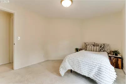 1328 Spyglass Dr, Eugene, OR 97401 - Photo 43