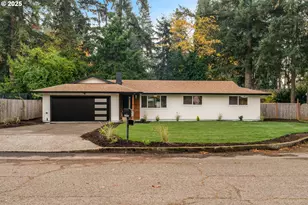 6300 Shakespeare St, Lake Oswego, OR 97035 - Photo 1