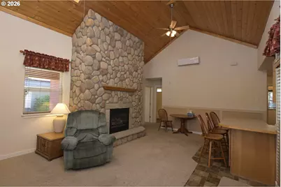 442 1st St, Elkton, OR 97436 - Photo 3