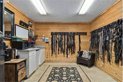 34680 NE Kramien Rd, Newberg, OR 97132 - Photo 13