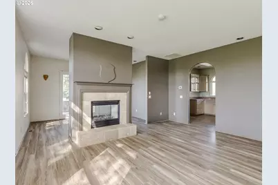 19330 NW Gillihan Rd, Portland, OR 97231 - Photo 17