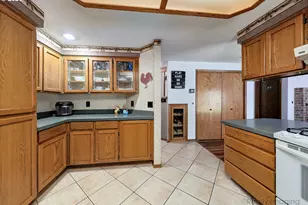 18410 SW Pheasant Ln, Beaverton, OR 97003 - Photo 11