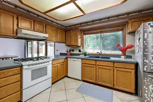 18410 SW Pheasant Ln, Beaverton, OR 97003 - Photo 9