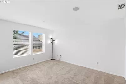 11880 SW Horizon Blvd, Beaverton, OR 97007 - Photo 9