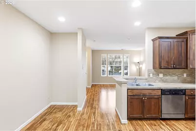 11880 SW Horizon Blvd, Beaverton, OR 97007 - Photo 3