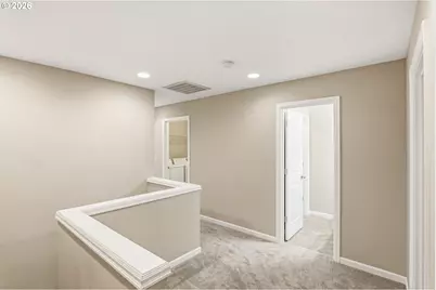 11880 SW Horizon Blvd, Beaverton, OR 97007 - Photo 7