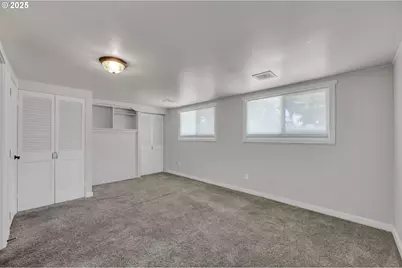 2055 Monterey Ln, Eugene, OR 97401 - Photo 29