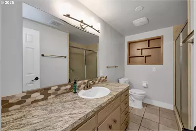 2055 Monterey Ln, Eugene, OR 97401 - Photo 25