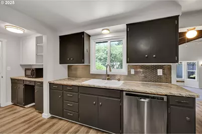 2055 Monterey Ln, Eugene, OR 97401 - Photo 19