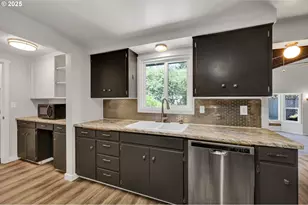 2055 Monterey Ln, Eugene, OR 97401 - Photo 19