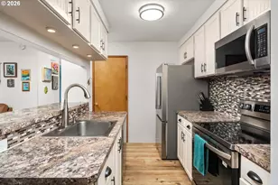 2338 SE 124th Ave, Portland, OR 97233 - Photo 11