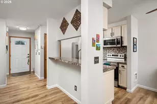 2338 SE 124th Ave, Portland, OR 97233 - Photo 13