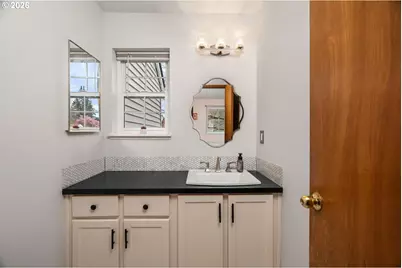 2338 SE 124th Ave, Portland, OR 97233 - Photo 21