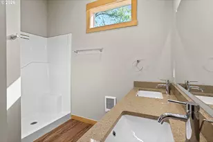 910 Clark St, The Dalles, OR 97058 - Photo 27