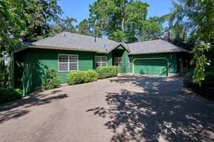 238 Rock St, Silverton, OR 97381 - Photo 1