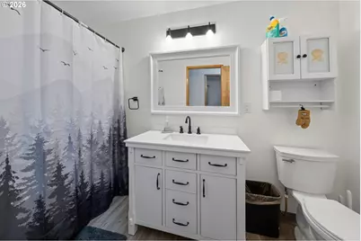 2873 W Langenberg Ave, Roseburg, OR 97471 - Photo 17