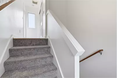 8526 N Syracuse St, Portland, OR 97203 - Photo 33