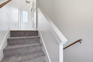 8526 N Syracuse St, Portland, OR 97203 - Photo 33