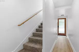 8526 N Syracuse St, Portland, OR 97203 - Photo 9