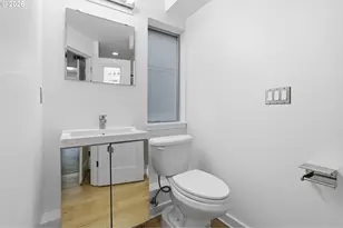 8526 N Syracuse St, Portland, OR 97203 - Photo 7