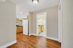 1209 6th St, Tillamook, OR 97141 - Photo 9