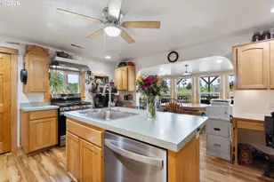 220 Faver Dr, Riddle, OR 97469 - Photo 13