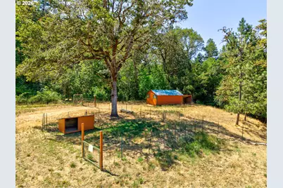 220 Faver Dr, Riddle, OR 97469 - Photo 35