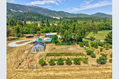 220 Faver Dr, Riddle, OR 97469 - Photo 47