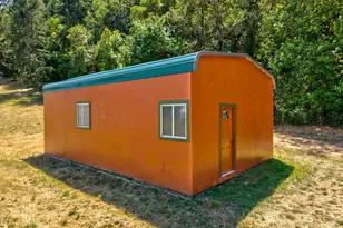 220 Faver Dr, Riddle, OR 97469 - Photo 33