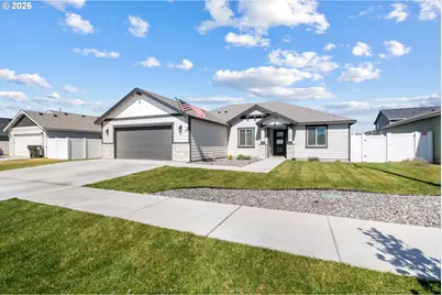 306 Sage St, Boardman, OR 97818 - Photo 1