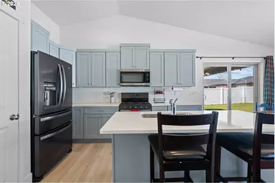 306 Sage St, Boardman, OR 97818 - Photo 3